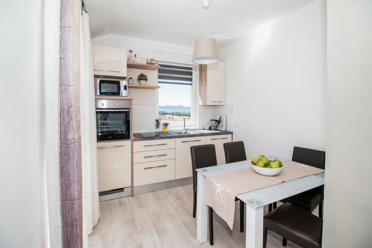 Apartment Hera With Balcony And Free Parking Zadar Exterior photo